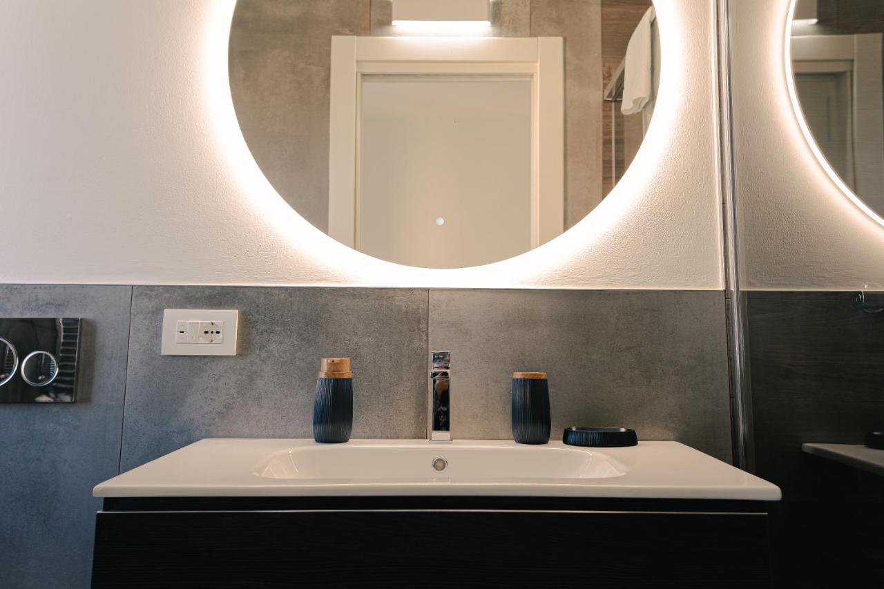 Verona Centre Suite - Royal Welcome Exterior foto